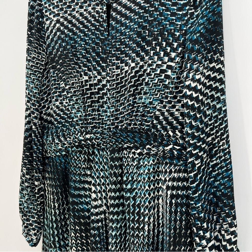 Classiques Entier Silk Grahic Print Keyhole Long Sleeve Midi Dress Size 12 - Picture 8 of 13